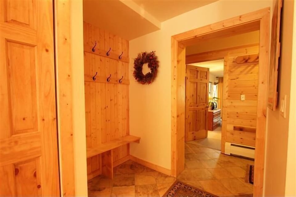 Sitting Nook with Hooks and Boot Area