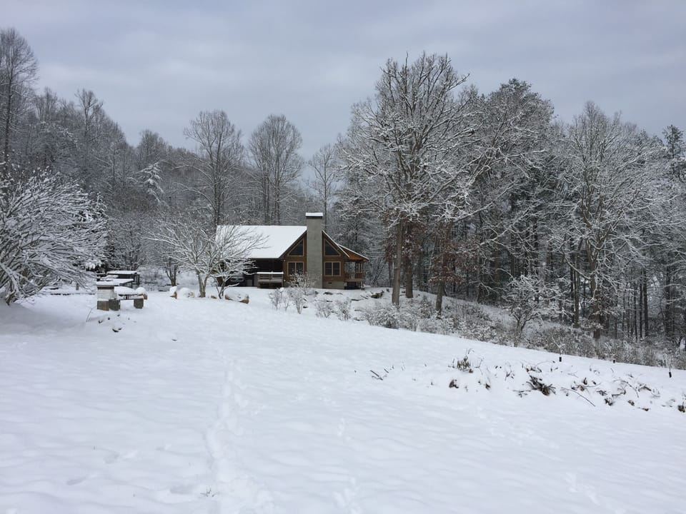 Easy access to cabin even with 5" of snow