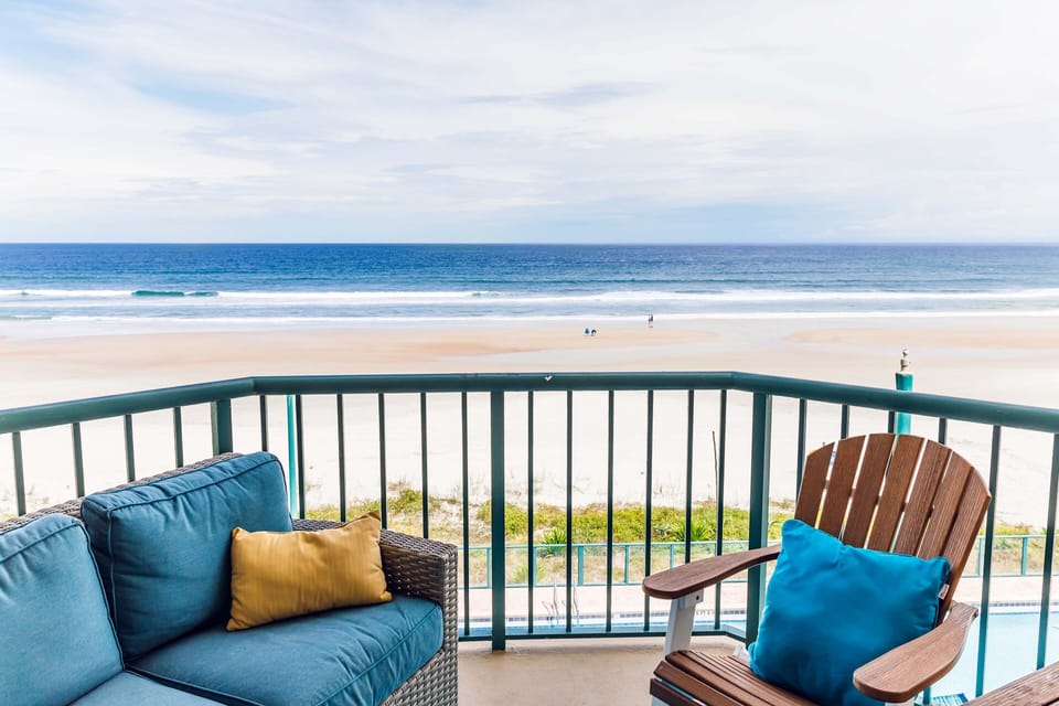 What a great place to watch the sunrise with a big mug of hot coffee.  Or nap.