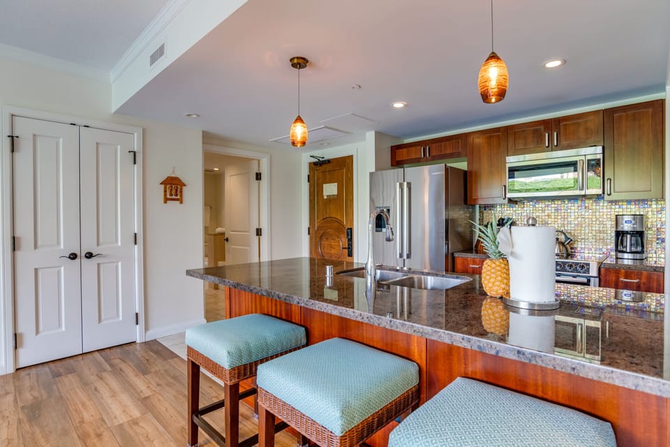 Full Kitchen with bar stools. Most units only have a kitchen table