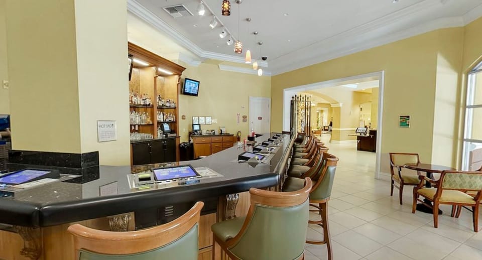 Indoor Bar

