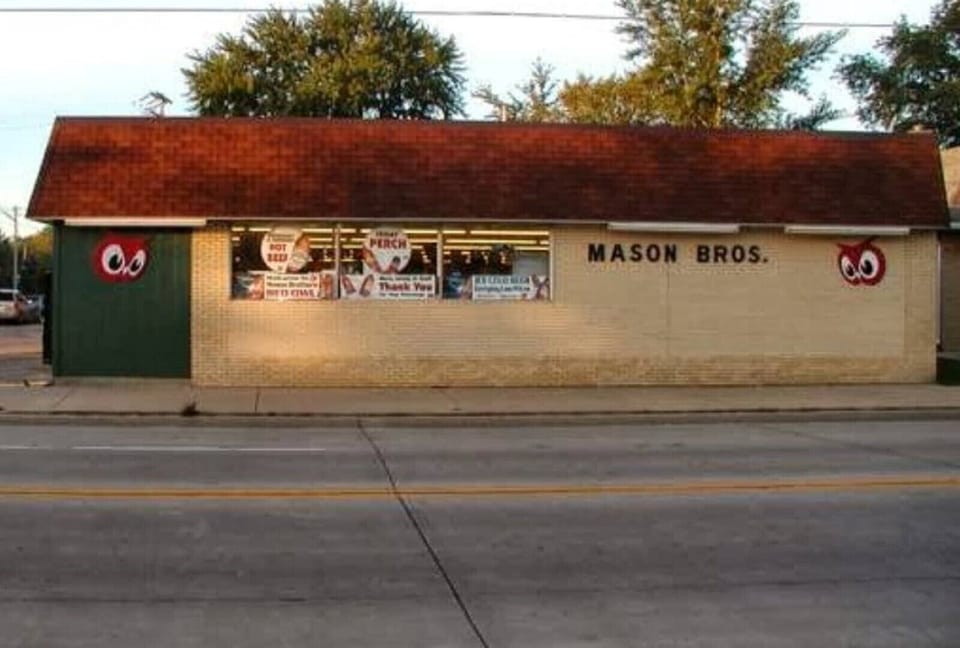 Mason Bros Red Owl Grocery Store(Only 1 Block Away!) Everyday Hours: 8AM to 8PM 
