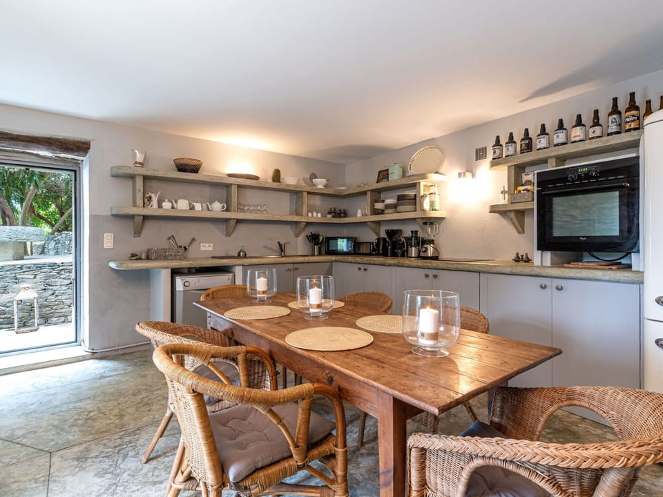 Table, Furniture, Chair, Countertop, Wood, Shelf, Kitchen, Lighting, Shelving, Interior Design