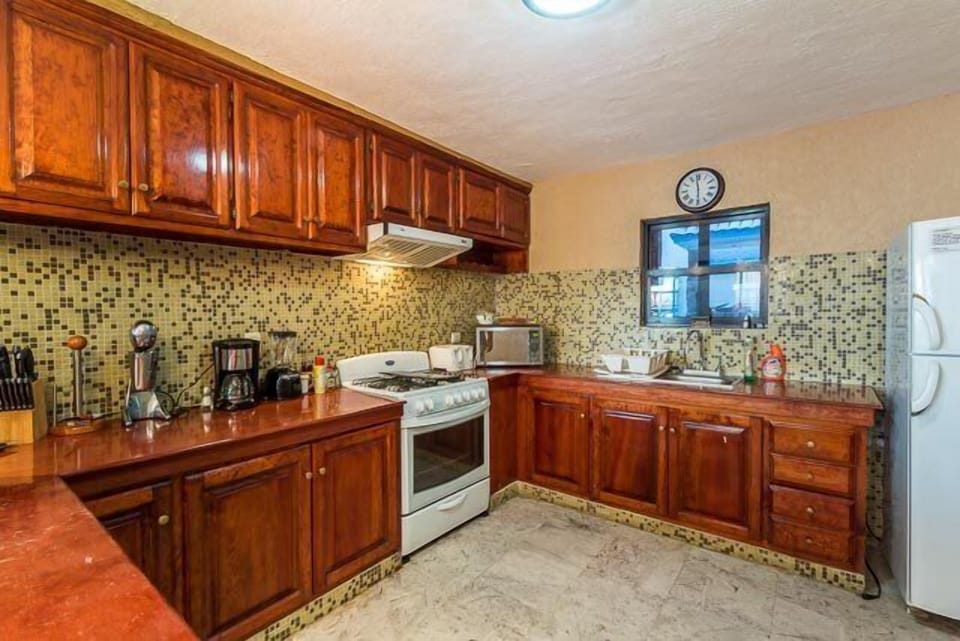 Large fully equipped kitchen