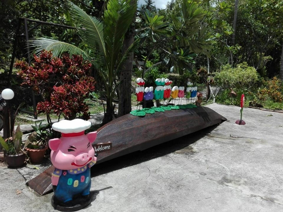 Garden Homestay in Ampawa