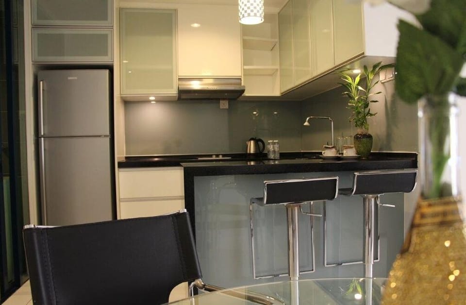 Modern & Neat Holiday Suite (Casa)