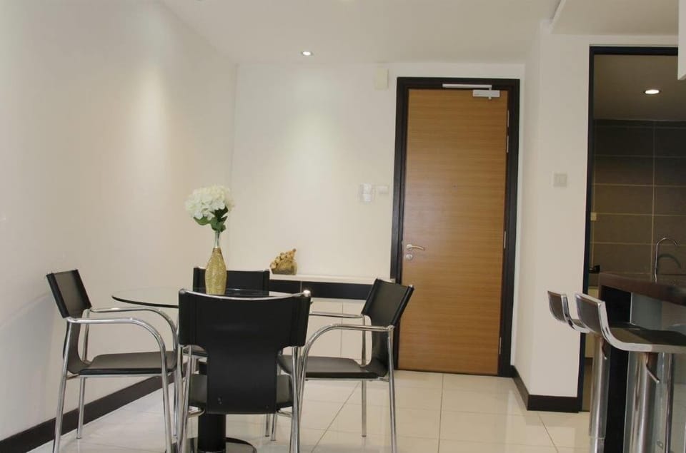 Stay next to Berjaya Times Mall(Casa)