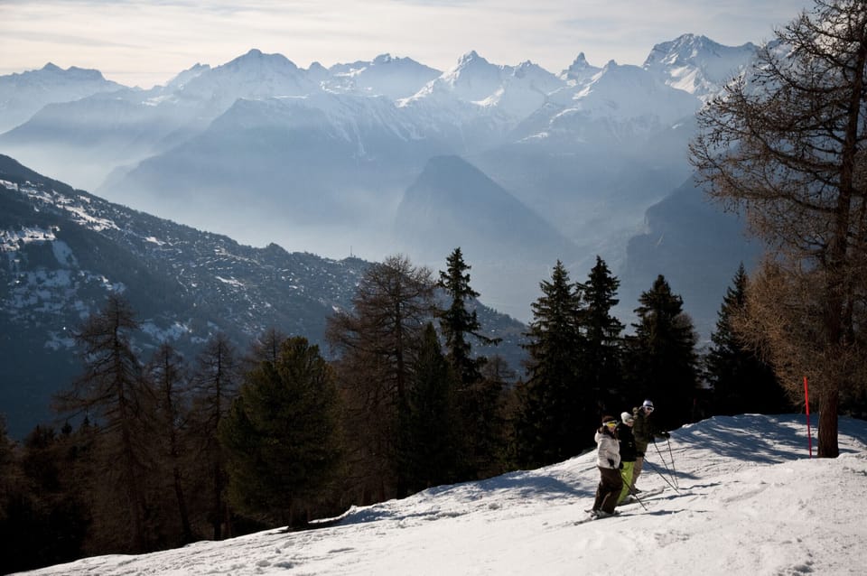 Snow and ski sports