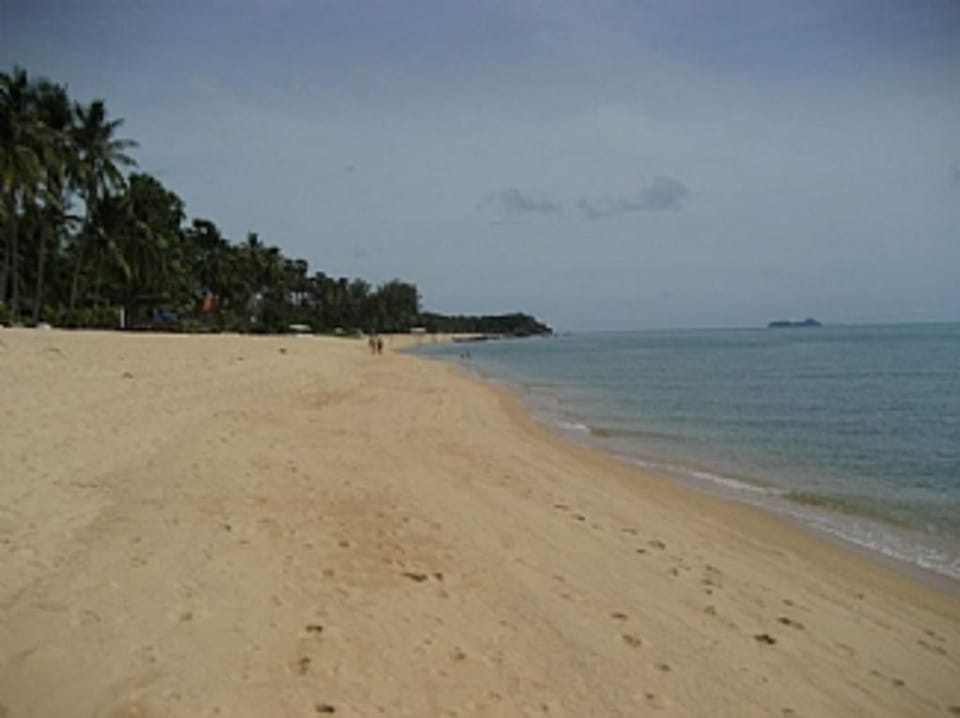 Maenam beach