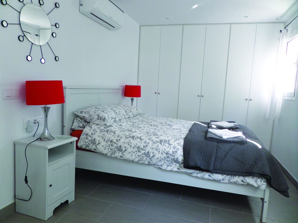 Double Bed (Grey Room)