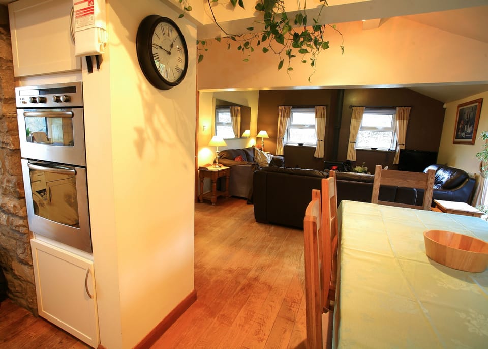 Open plan living in Clark's cottage