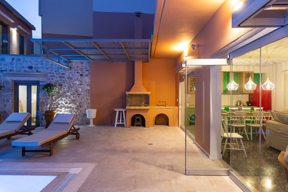 BBQ facilities are available outdoors, next to the kitchen!