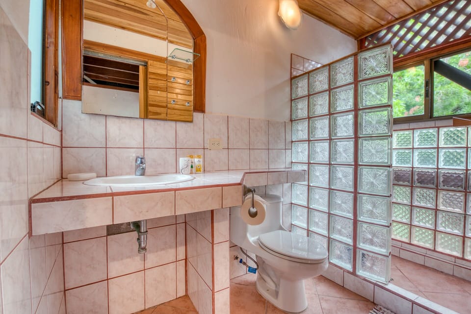 Private Bathroom #2(second floor-Room #2) Towels, soaps, Air dryer