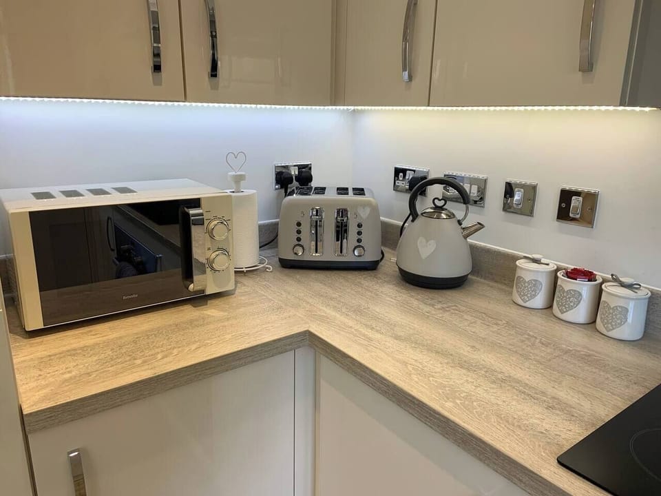 558adfce-631a-4d19-ab74-ccf3244c42b9