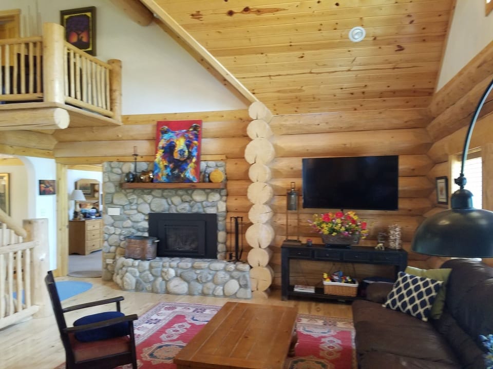 Family Room / Den