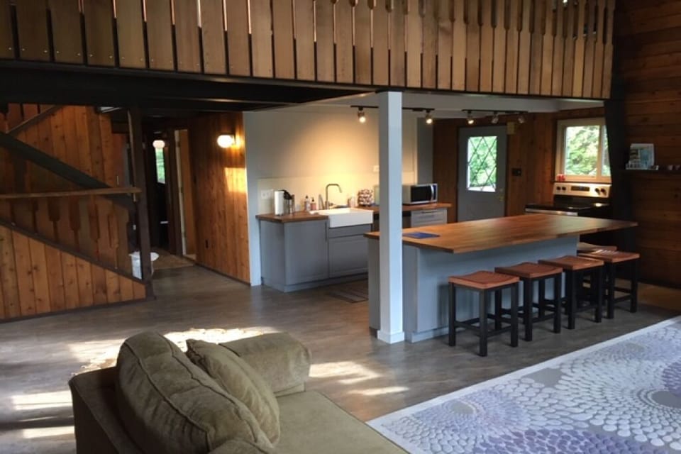 Living Room/Kitchen