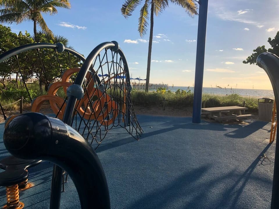 Children’s Park and Playground on Pompano Beach