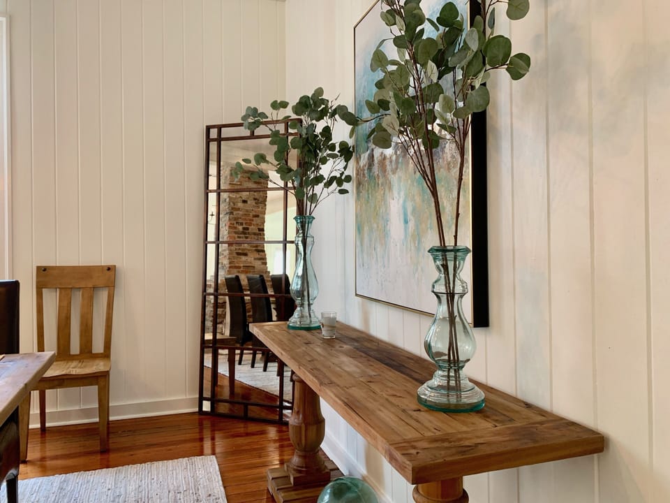 dining room detail. 