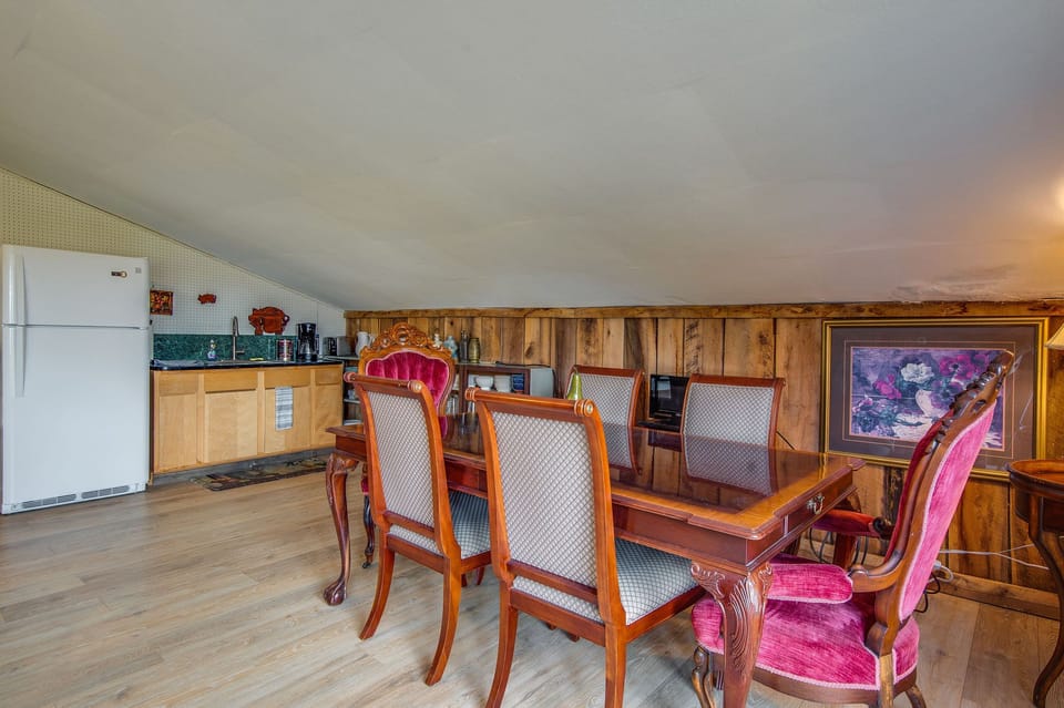 ethan allen table and chairs
