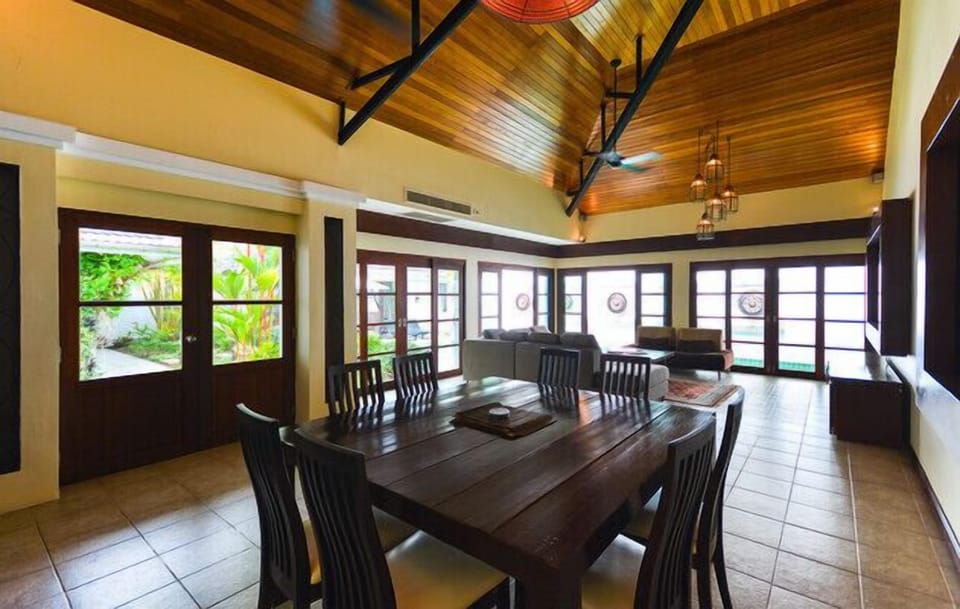 Beautiful Courtyard Villa in Phuket