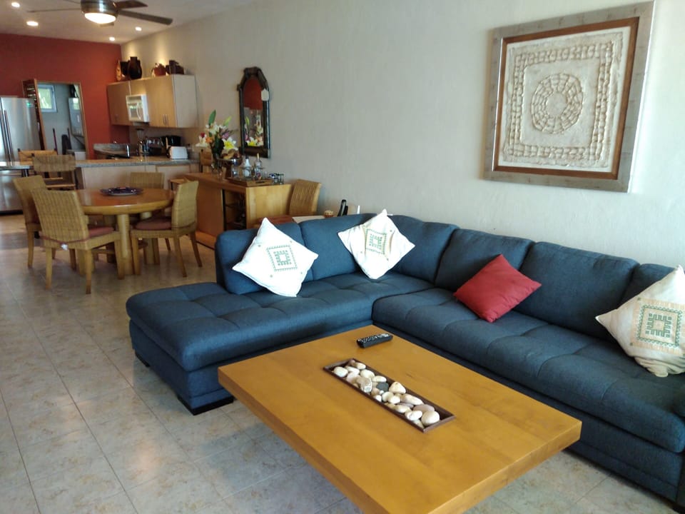 Living and dining area