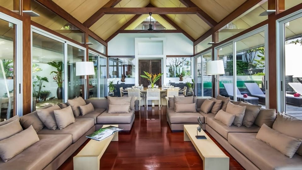 4 Bedroom Ocean view Villa in Surin 4235
