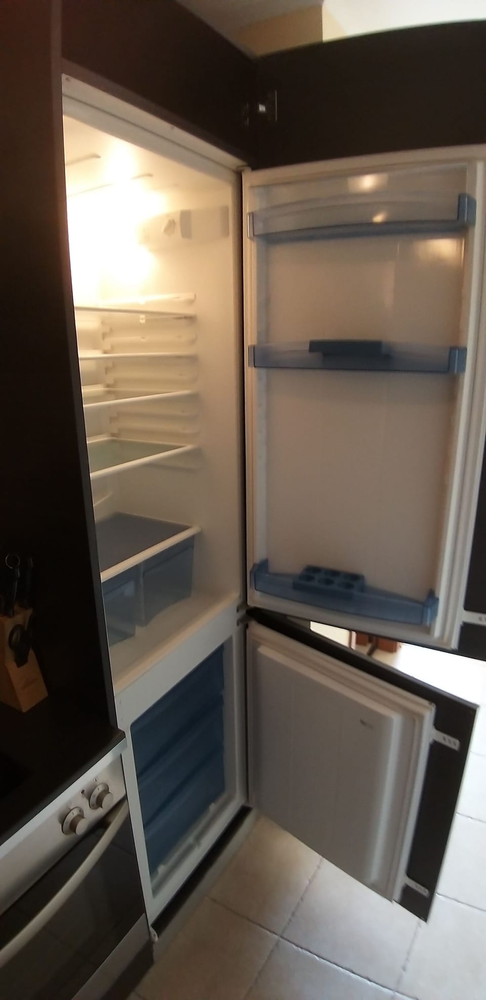 Fridge / Холодильник
