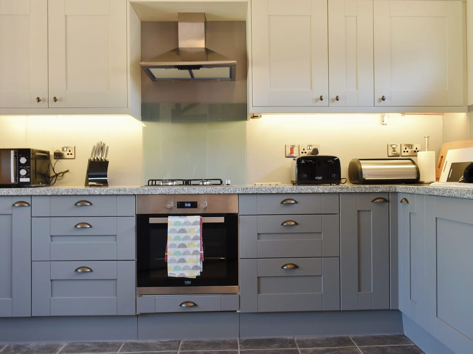 Well equipped kitchen | Cider Press Barn - Little Allaston Farm, Lydney