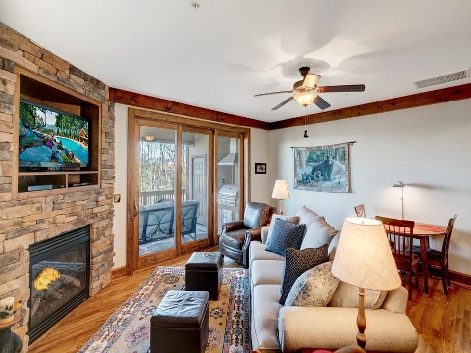 Living Room--- Cozy Fireplace and TV