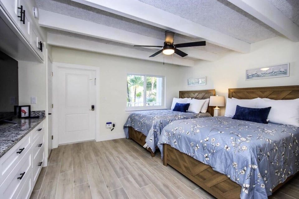 C48Bedroomc