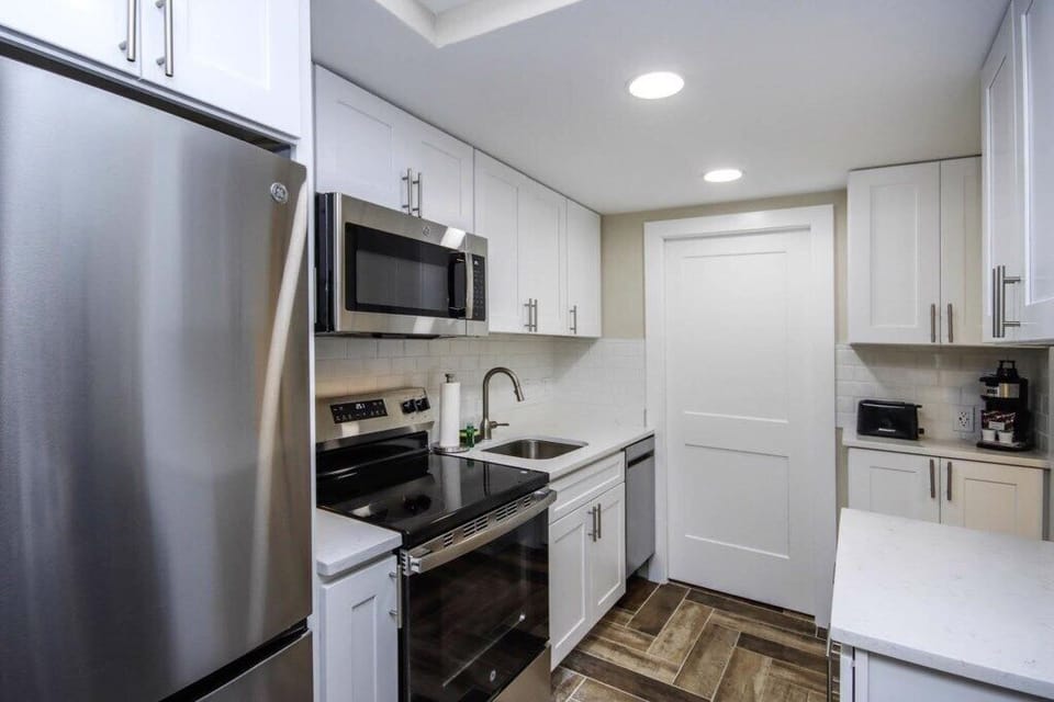 C18Kitchenb