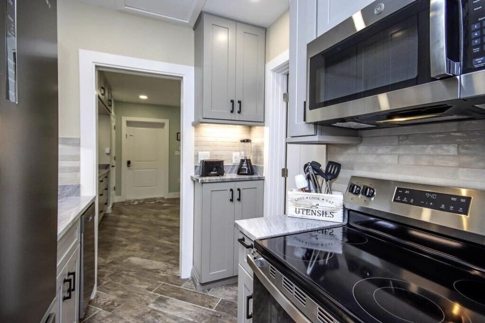 C11Kitchenb