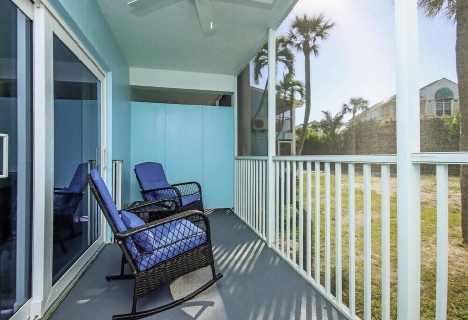 C44Lanai
