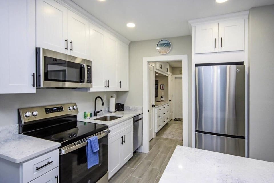 C55Kitchenb