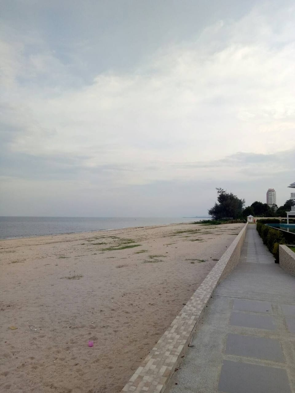 SEAView BEACH Front with Huge Sport Club