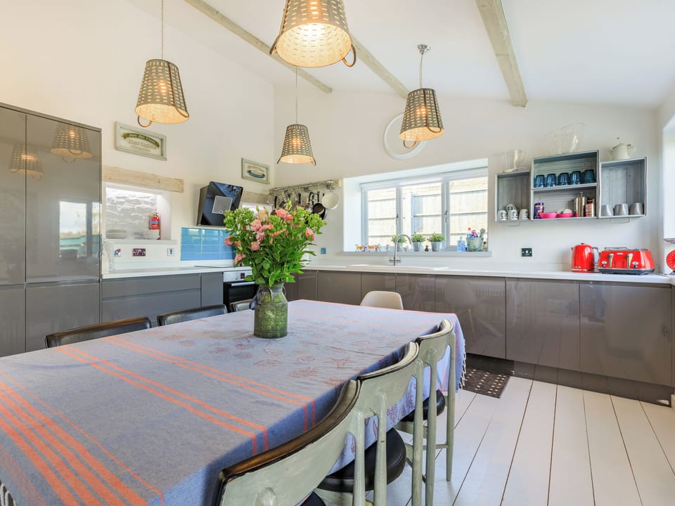 Kitchen/diner | The Cow Shed, Bishopswood, near Honiton