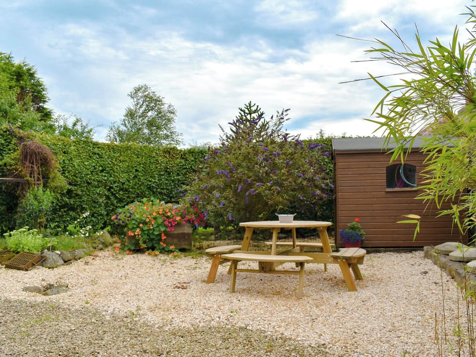 Charming patio area | The Cottage at Cauldcoats, Near Linlithgow