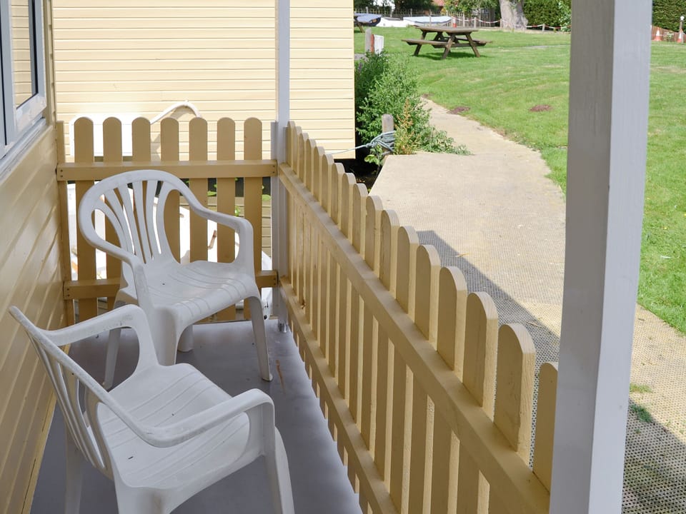 Outdoor seating area | Halcyon - Norfolk Riverside Cottages, Stalham