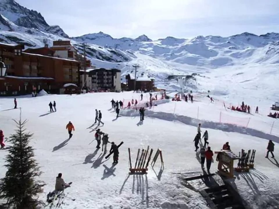 Snow and ski sports