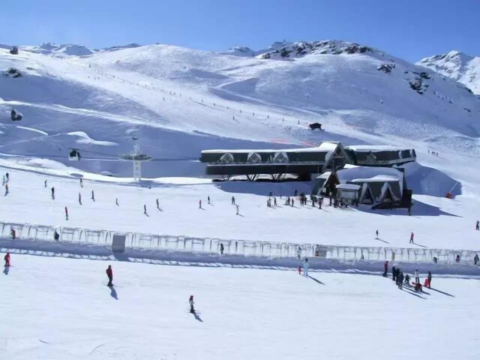Snow and ski sports
