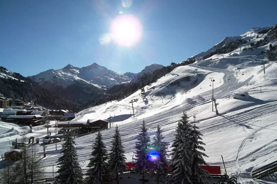 Snow and ski sports