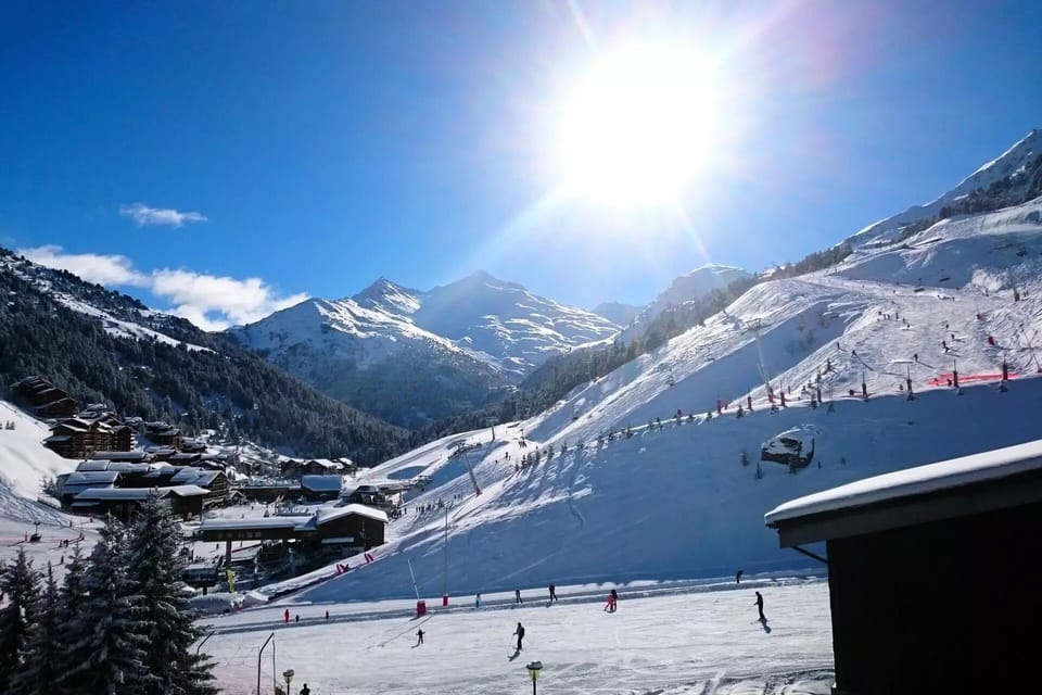 Snow and ski sports