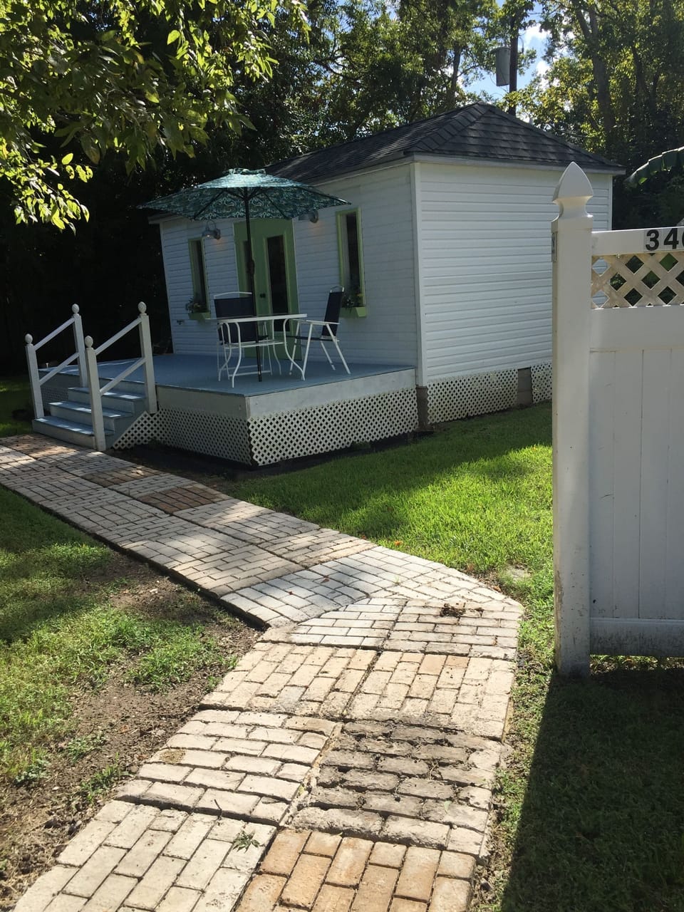 Approach from the parking area