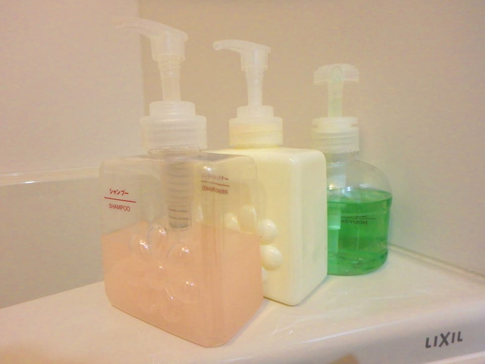 Bathroom amenities