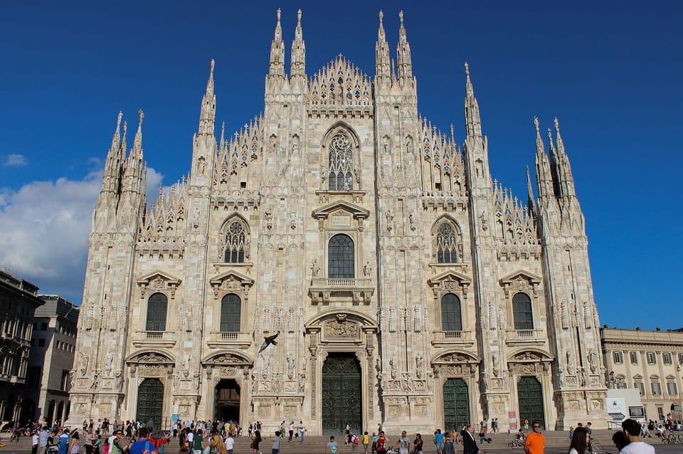 Marvel at the stunning Duomo di Milano, one of the world’s most famous cathedrals, right in the heart of the city.