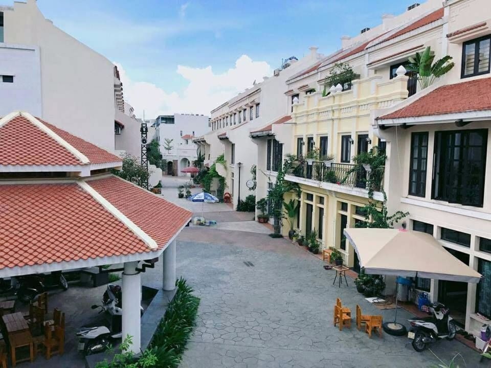 Exterior