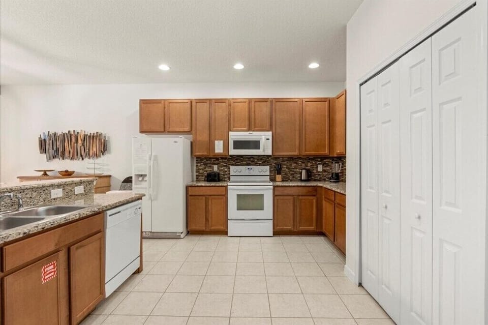 361LasFuentesDrive(14)