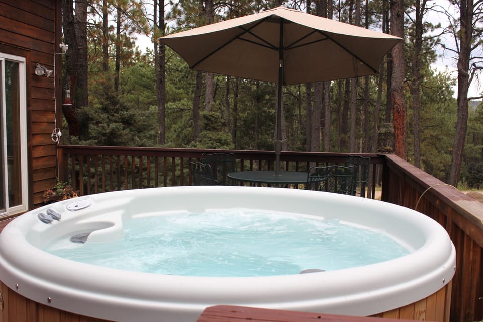 Hot tub use requires additional cleaning fee collected after booking.