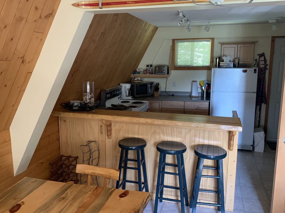 Kitchen and bar