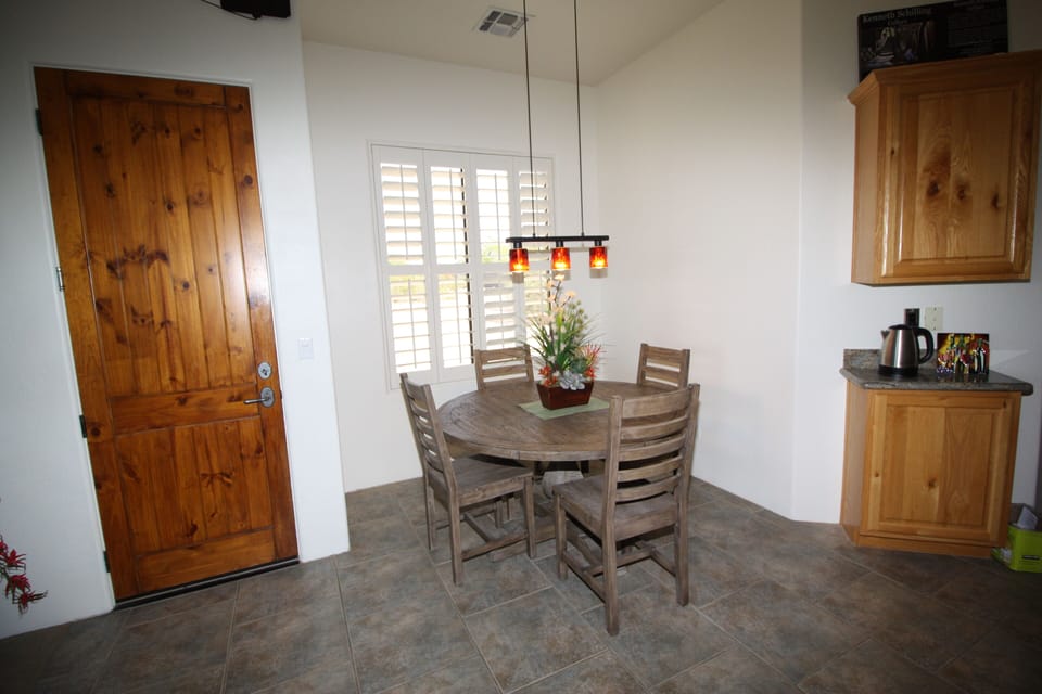 Breakfast nook